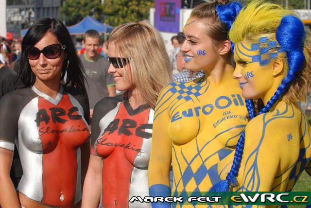 http://img40.xooimage.com/files/0/f/7/mf_f_133_holky_1-5d6213.jpg