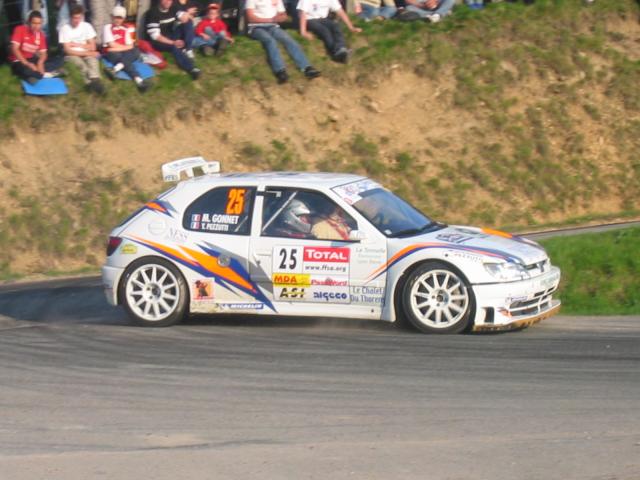 http://img40.xooimage.com/files/2/6/e/img_0144-725426.jpg