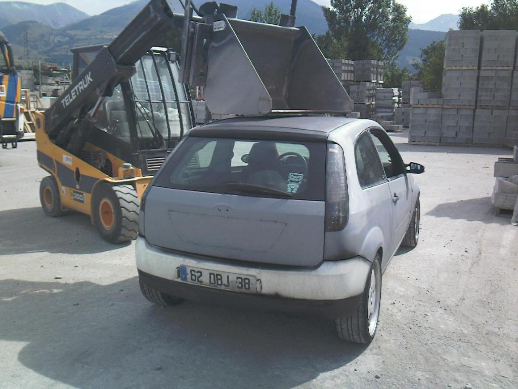http://img40.xooimage.com/files/8/9/f/photos-0015-10c762a.jpg