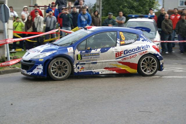 http://img40.xooimage.com/files/8/f/9/07b-65a3d2.jpg