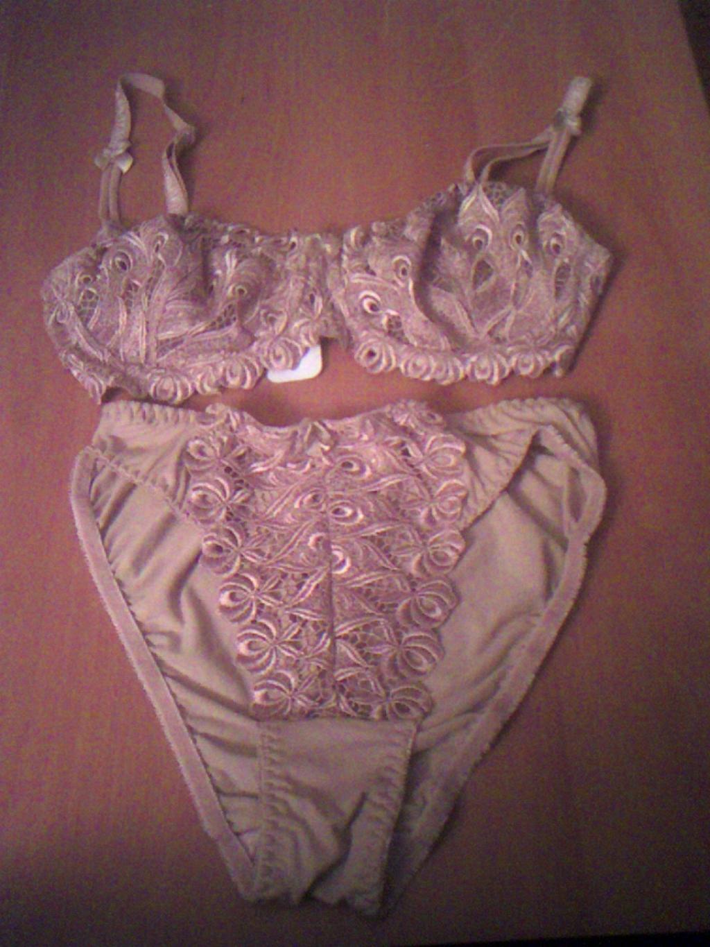 Image: lingerie-096-6e51d7.jpg